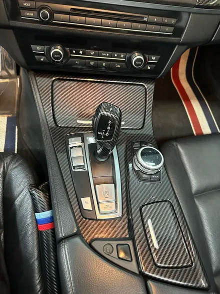 춘천실내랩핑 - BMW 5시리즈 F10 브러쉬 실내랩핑  - 킹드레스 / 춘천시 후평동