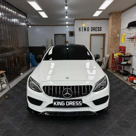 춘천고광택랩핑 - 벤츠 C클래스 쿠페 W205 고광택화이트 전체랩핑 - 킹드레스 / 춘천시 후평동