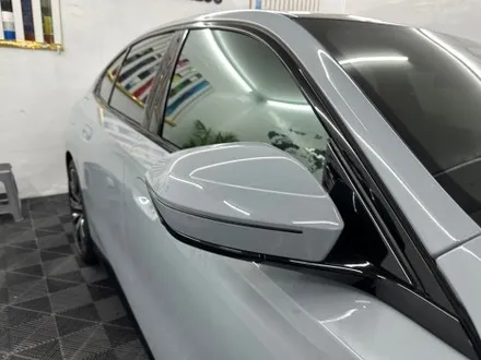춘천크롬죽이기 - BMW 5시리즈 G60 그릴, 사이드미러 랩핑 - 킹드레스 / 춘천시 후평동