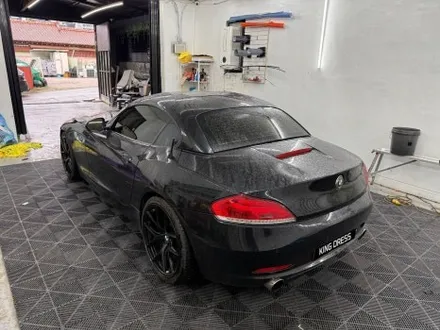 춘천랩핑 - BMW Z4 E89 고광택 화이트카멜레온 전체랩핑 - 킹드레스 / 춘천시 후평동