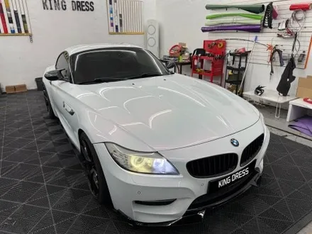 춘천랩핑 - BMW Z4 E89 고광택 화이트카멜레온 전체랩핑 - 킹드레스 / 춘천시 후평동
