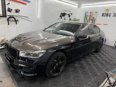 춘천투톤랩핑 - BMW 7시리즈 G10 듀오톤 랩핑 - 킹드레스 / 춘천시 후평동