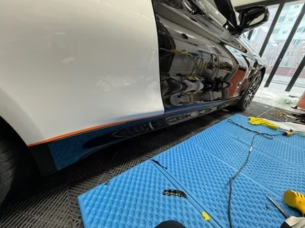 춘천랩핑 - BMW M4 컨퍼터블 F83 PET 고광택 블랙 전체랩핑 - 킹드레스 / 춘천시 후평동