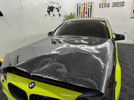 춘천랩핑 - BMW5시리즈F10 보닛(후드)포지드카본랩핑 - 춘천포지드카본랩핑 - 킹드레스 / 춘천시 후평동