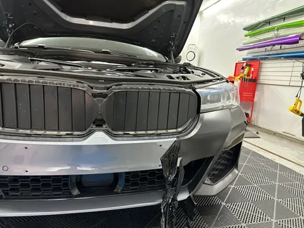 춘천사고수리랩핑 - BMW 5시리즈 G30 범퍼랩핑 - 킹드레스 / 춘천시 후평동