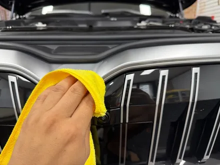 춘천그릴랩핑 - BMW 5시리즈 G60 아오코닉글러우 블랙그릴 만들기 - 킹드레스 / 춘천시 후평동