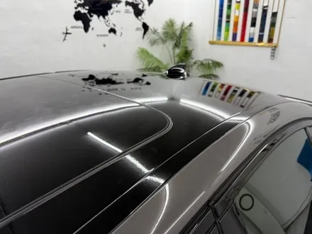춘천루프스킨.크롬죽이기 - BMW 5시리즈 G30 루프스킨.윈도우몰딩 크롬죽이기 제거 재시공 - 킹드레스 / 춘천시 후평동