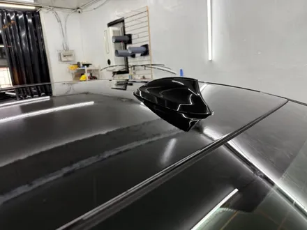 춘천루프스킨.크롬죽이기 - BMW 5시리즈 G30 루프스킨.윈도우몰딩 크롬죽이기 제거 재시공 - 킹드레스 / 춘천시 후평동