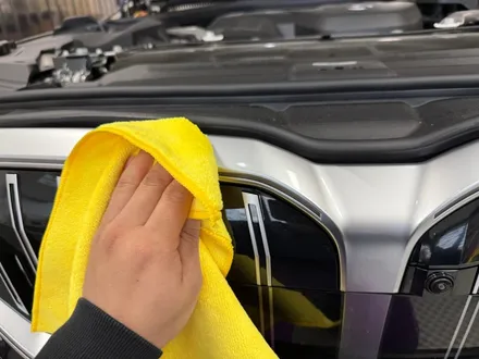춘천블랙그릴 - BMW 5시리즈 아이코닉글로우 키드니그릴 크롬죽이기 - 킹드레스 / 춘천시 후평동