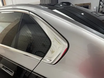 춘천듀오톤랩핑 - BMW 7시리즈 G70 고광택 투톤랩핑 시공 - 킹드레스 / 춘천시 후평동