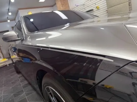 춘천듀오톤랩핑 - BMW 7시리즈 G70 고광택 투톤랩핑 시공 - 킹드레스 / 춘천시 후평동
