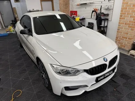 춘천랩핑 - BMW M4 컨퍼터블 F83 PET 고광택 블랙 전체랩핑 - 킹드레스 / 춘천시 후평동