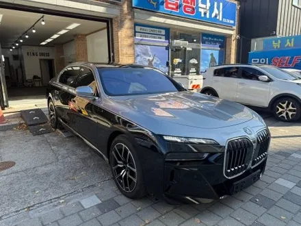 춘천듀오톤랩핑 - BMW 7시리즈 G70 고광택 투톤랩핑 시공 - 킹드레스 / 춘천시 후평동