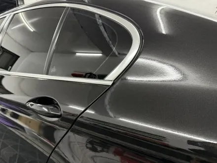 춘천전체랩핑 - BMW F10 5시리즈 사고수리 전체랩핑제거 전체랩핑시공 - 킹드레스 / 춘천시 후평동