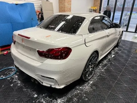 춘천랩핑 - BMW M4 컨퍼터블 F83 PET 고광택 블랙 전체랩핑 - 킹드레스 / 춘천시 후평동