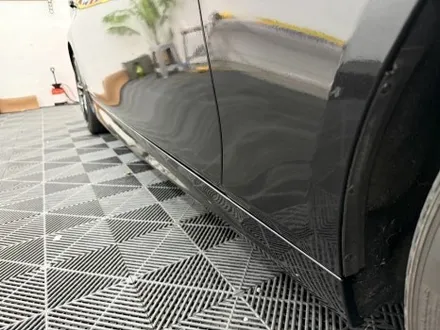 춘천전체랩핑 - BMW F10 5시리즈 사고수리 전체랩핑제거 전체랩핑시공 - 킹드레스 / 춘천시 후평동