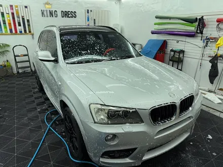 춘천전체랩핑 - BMW X3 F25 유광블랙 전체랩핑 - 킹드레스 / 춘천시 후평동