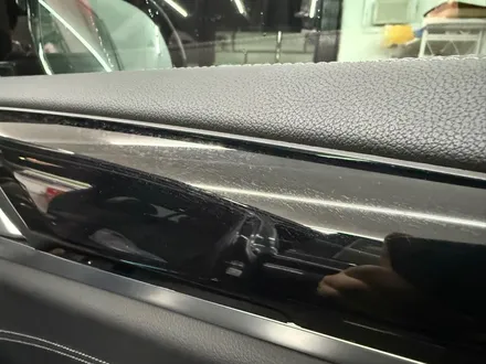 춘천실내랩핑 - BMW X4 실내 무광카본랩핑 - 킹드레스 / 춘천시 후평동