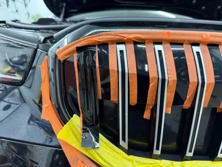 가평그릴랩핑 - BMW 5시리즈 G60 아이코닉글로우 그릴 크롬죽이기 - 킹드레스 / 춘천시 후평동
