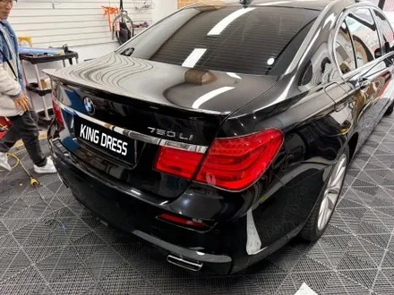 춘천부분랩핑 - BMW 7시리즈 F01 스포일러 블랙랩핑 - 킹드레스 / 춘천시 후평동