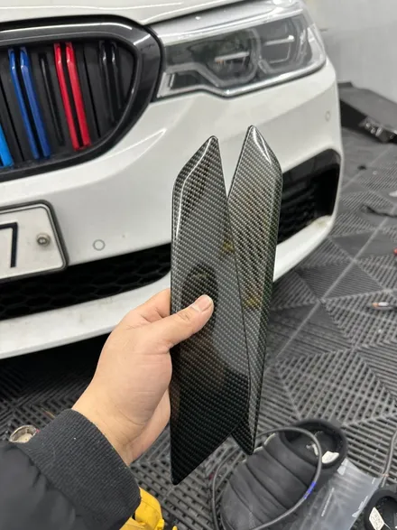 춘천카본랩핑 - BMW 5시리즈 G30 포인트카본랩핑 - 킹드레스 / 춘천시 후평동