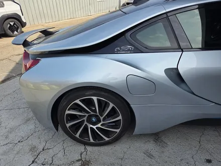 김포 BMW i8 휀다 스크래치 복원 도색 / 버터플라이 도어 슈퍼카 사고수리 / 인천 남동구 간석동