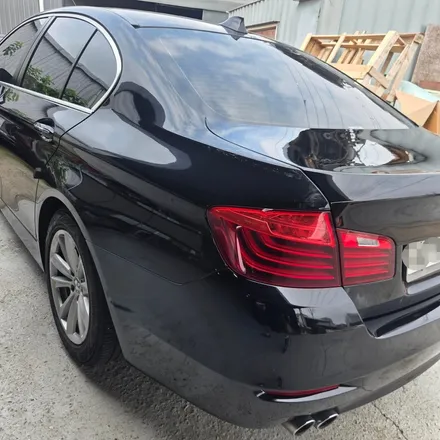 BMW 520d 앞휀다·뒷범퍼 복원도색, 트렁크 판금도색 사고수리 과정 / 인천 남동구 간석동