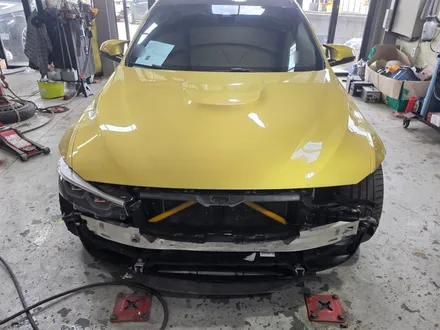 BMW M4 골드 컬러 도색, 색상 매칭이 중요한 이유 / 인천 남동구 간석동