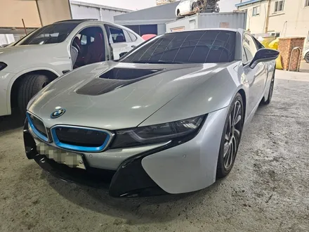 김포 BMW i8 휀다 스크래치 복원 도색 / 버터플라이 도어 슈퍼카 사고수리 / 인천 남동구 간석동