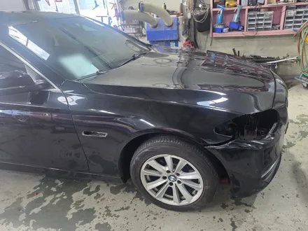 BMW 520d 앞휀다·뒷범퍼 복원도색, 트렁크 판금도색 사고수리 과정 / 인천 남동구 간석동