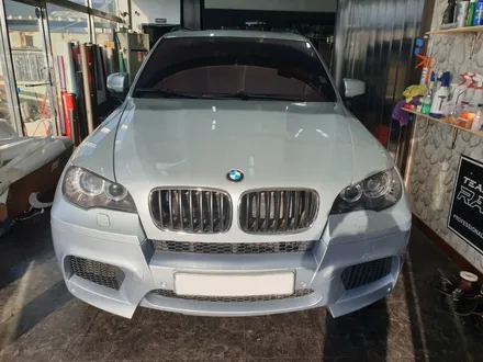 BMW X5M , 전체랩핑, 3M 1080, 엠버블랙, BMW전체랩핑, 수입차랩핑전문점, 수원,화성,병점,평택랩핑, 가르시아카스킨 / 화성 반정로