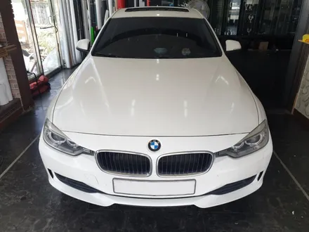 BMW320D 전체랩핑,카스킨,bmw랩핑,랩핑제거,수원,화성,평택,병점랩핑,ppf,포인트랩핑,수입차전문카스킨,가르시아팩토리 / 화성 반정로