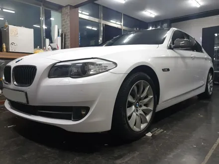 BMW528I전체랩핑,BMW랩핑,수원,화성,병점,평택랩핑,가르시아카스킨,수입차랩핑전문점,PPF,생활보호패키지,유광화이트전체랩핑,에이버리,슈프림,글로스화이트,F10,BMW5스리즈랩핑 / 화성 반정로