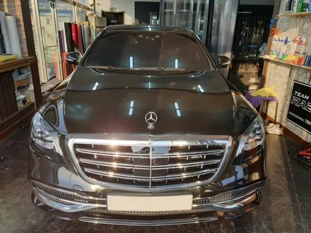 벤츠s560전체랩핑,마이바흐랩핑,유광블랙,에이버리슈프림,수원,화성,병점,오산랩핑,수입차랩핑전문점,에이버리,3m,멕텍,전체랩핑 / 화성 반정로