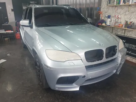 BMW X5M , 전체랩핑, 3M 1080, 엠버블랙, BMW전체랩핑, 수입차랩핑전문점, 수원,화성,병점,평택랩핑, 가르시아카스킨 / 화성 반정로
