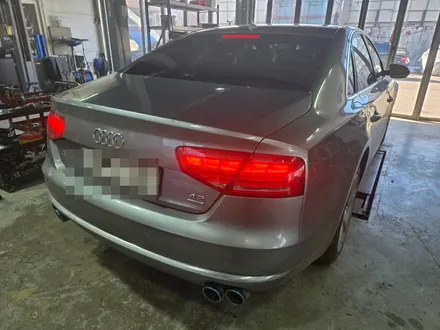 아우디a8 차량진동으로 인한 수리 자바라 교체로 완벽히 해결 할 수 있습니다 / 화성시 반정동