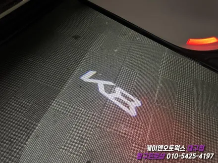 대구 K8 순정 연동 엠비언트 라이트, 도어 라이트(도어스팟) 작업 (대시보드, 1열, 2열 도어트림 라인, 풋등) / 실내 인테리어 튜닝 / 대구 북구, 구미, 경산