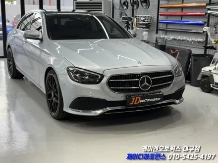 대구 벤츠 W213 E300 후기형 ➡️ E53 AMG 컨버전 작업, 3M 사틴 블랙 랩핑 작업 / 대구 북구 노원동
