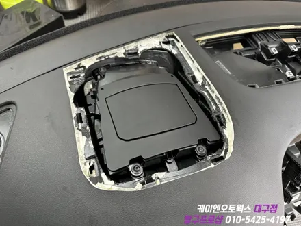 대구 SM6 순정 헤드업디스플레이(HUD) 대시보드 가공 매립 장착 / 대구 북구, 구미, 경산