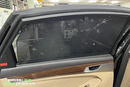 대구 제네시스G80 자동차 햇빛가리개 / 순정 2열 도어커튼(메뉴얼커튼) 시공 / 대구 북구, 구미, 경산