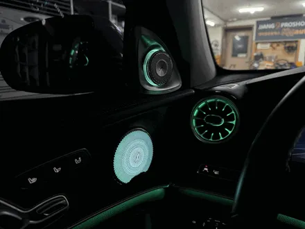 대구 벤츠 E 클래스 W213 송풍구 앰비언트, 도어 미드레인지 앰비언트, 전동 트위터 부메스터 작업 / 실내 인테리어 튜닝 / 대구 북구, 구미, 경산