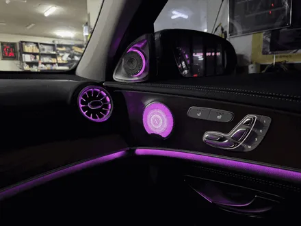 대구 벤츠 E 클래스 W213 송풍구 앰비언트, 도어 미드레인지 앰비언트, 전동 트위터 부메스터 작업 / 실내 인테리어 튜닝 / 대구 북구, 구미, 경산