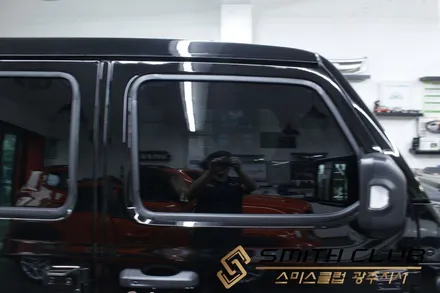 지프 랭글러 루비콘 / 프리미엄 열차단 썬팅필름 스미스필름 T2 시공 [스미스클럽 광주지사]