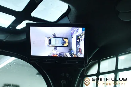 스키드로더 // 작업장 주변의 360도를 모두 확인 가능한 전천후 사고 예방 시스템 360도 어라운드뷰 옴니뷰 시공 [스미스클럽 광주지사]