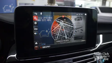 광주 최초 벤츠 CLS 250d 순정 엠비언트 튜닝!!! 엠비언트 라이트의 밝기와 다양한 색상이 구현되는 RGB엠비언트 및 아이나비 X1 큐브 매립 완료 [스미스클럽 광주지사]