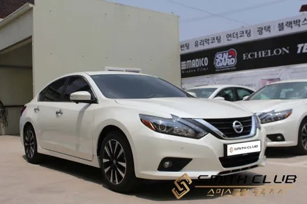 닛산 알티마 안전운전을 위한 필수 장착 아이템 360도 어라운드뷰 옴니뷰 시공 완료 [스미스클럽 광주지사]