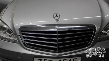 벤츠 S CLASS 360도 어라운드뷰 옴니뷰 장착 / 내차를 하늘에서 내려다보는 것처럼 주위를 살필 수 있는 최고의 아이템 [스미스클럽 광주지사]