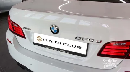2015년식 BMW 520D 한층 밝아진 실내 엠비언트 라이트를 느껴보아요 [스미스클럽 광주지사]