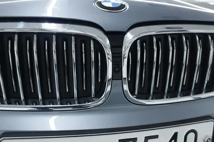 BMW 530I / 순정보다 더욱더 순정스러운 360도 어라운드뷰 옴니뷰 시공 [스미스클럽 광주지사]