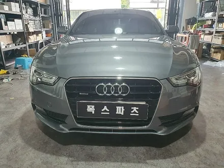 아우디 A5 모델에 스포티한 RS5그릴 튜닝입니다. / 인천 서구